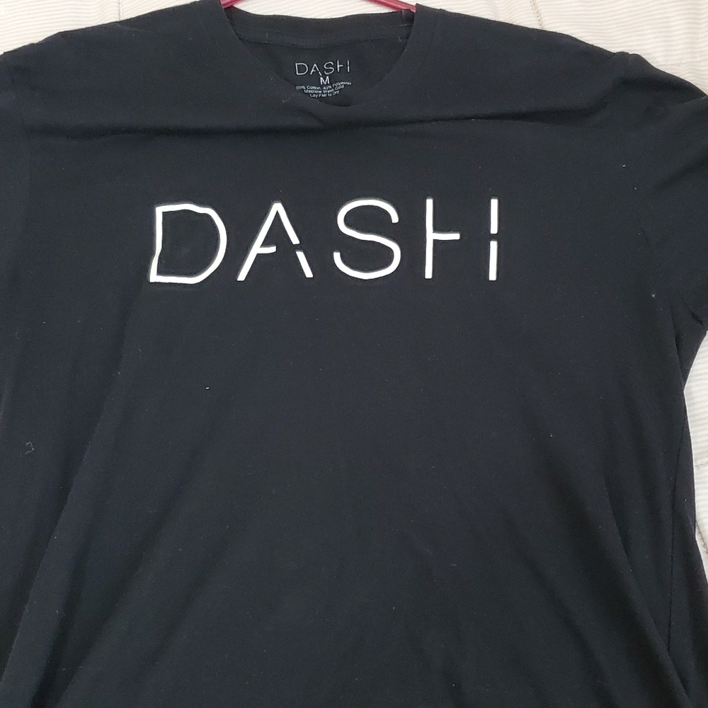Authentic Kardashian DASH brand women's tshirt